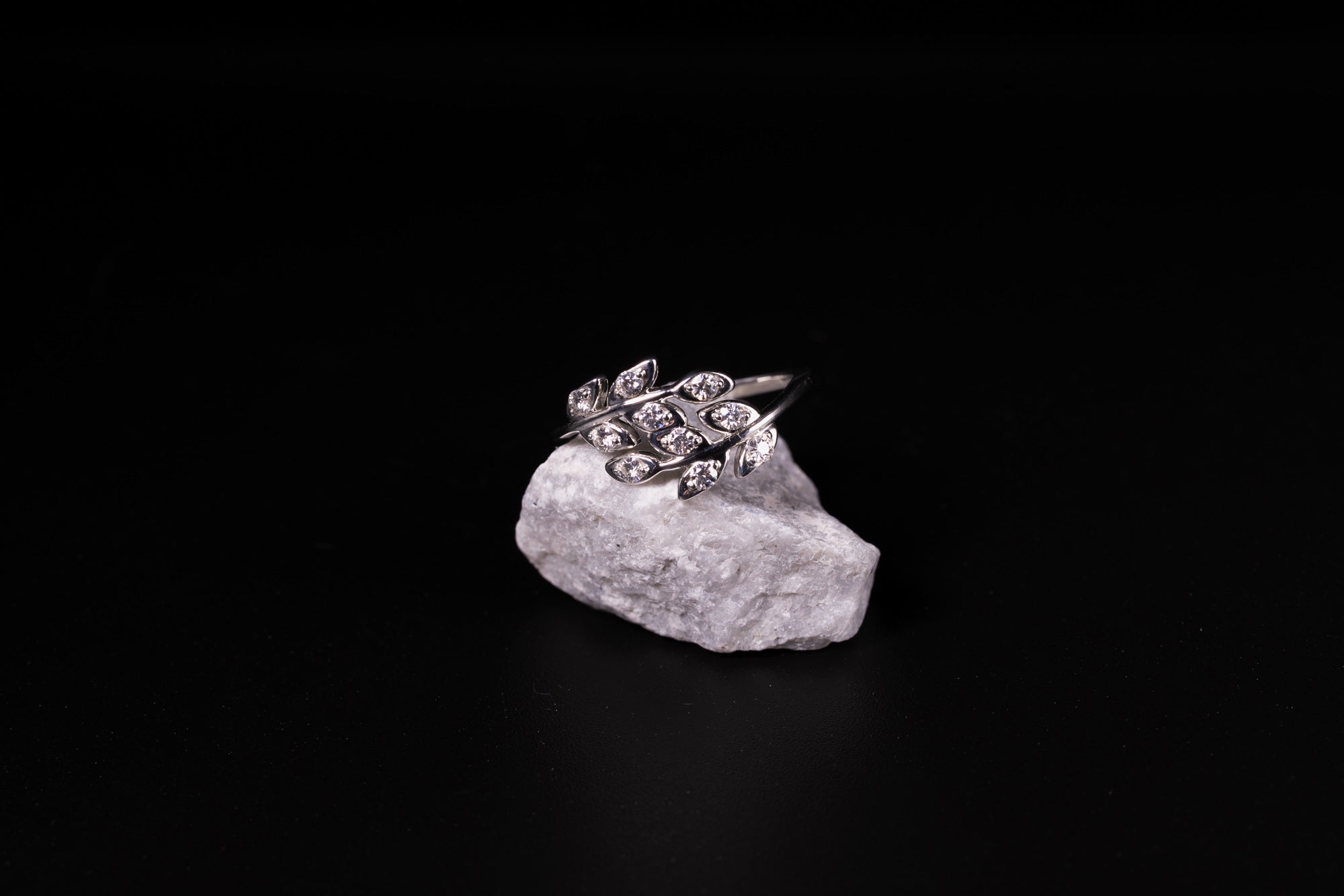 Floral Statement Ring, Silver Leaf Ring, Right Hand Ring