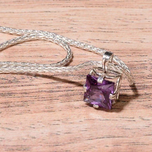 Alexandrite deals silver necklace