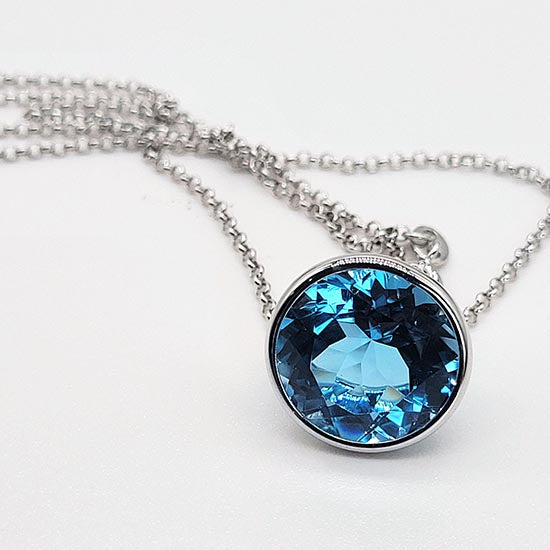 Blue Topaz 14 Carats Sterling Silver Statement Necklace