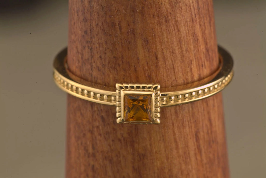 14k Gold Citrine Ring