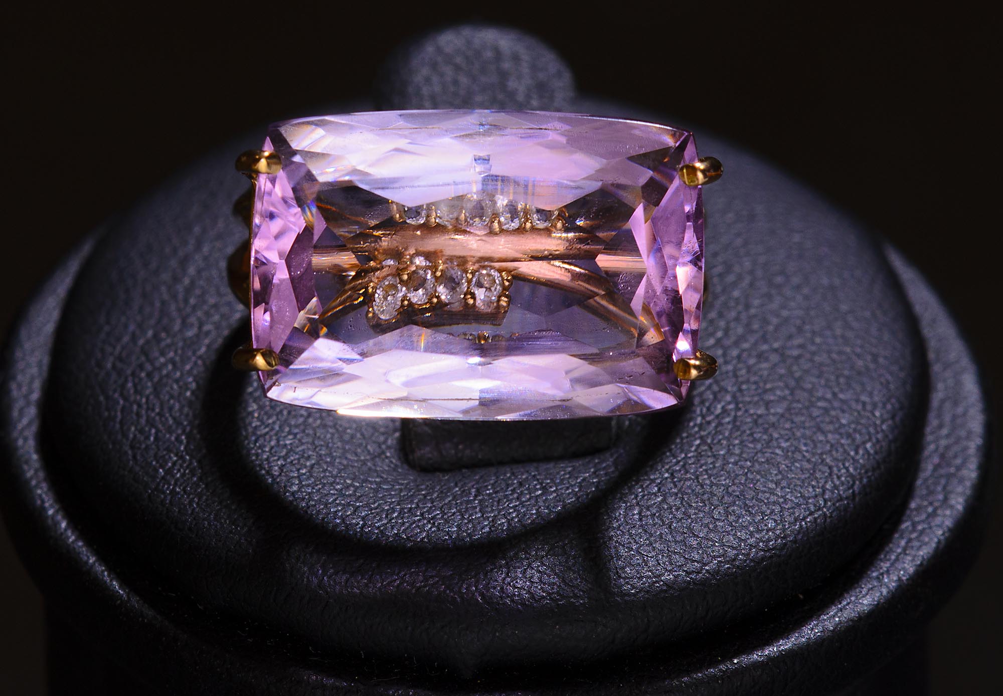 Ancient Amethyst Ring Found in Israel May Have Been Worn to Ward Off  Hangovers | Smart News| Smithsonian Magazine