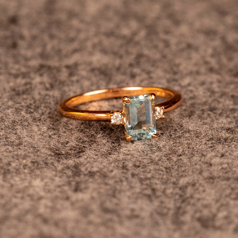 Aquamarine & Diamond 3 Stone Engagement Ring in 14k Gold