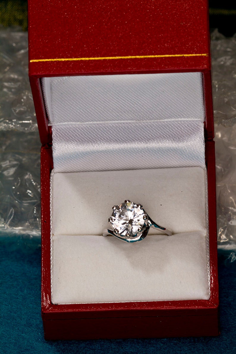 14k gold 3 Carat Round White Sapphire Unique Engagement Ring